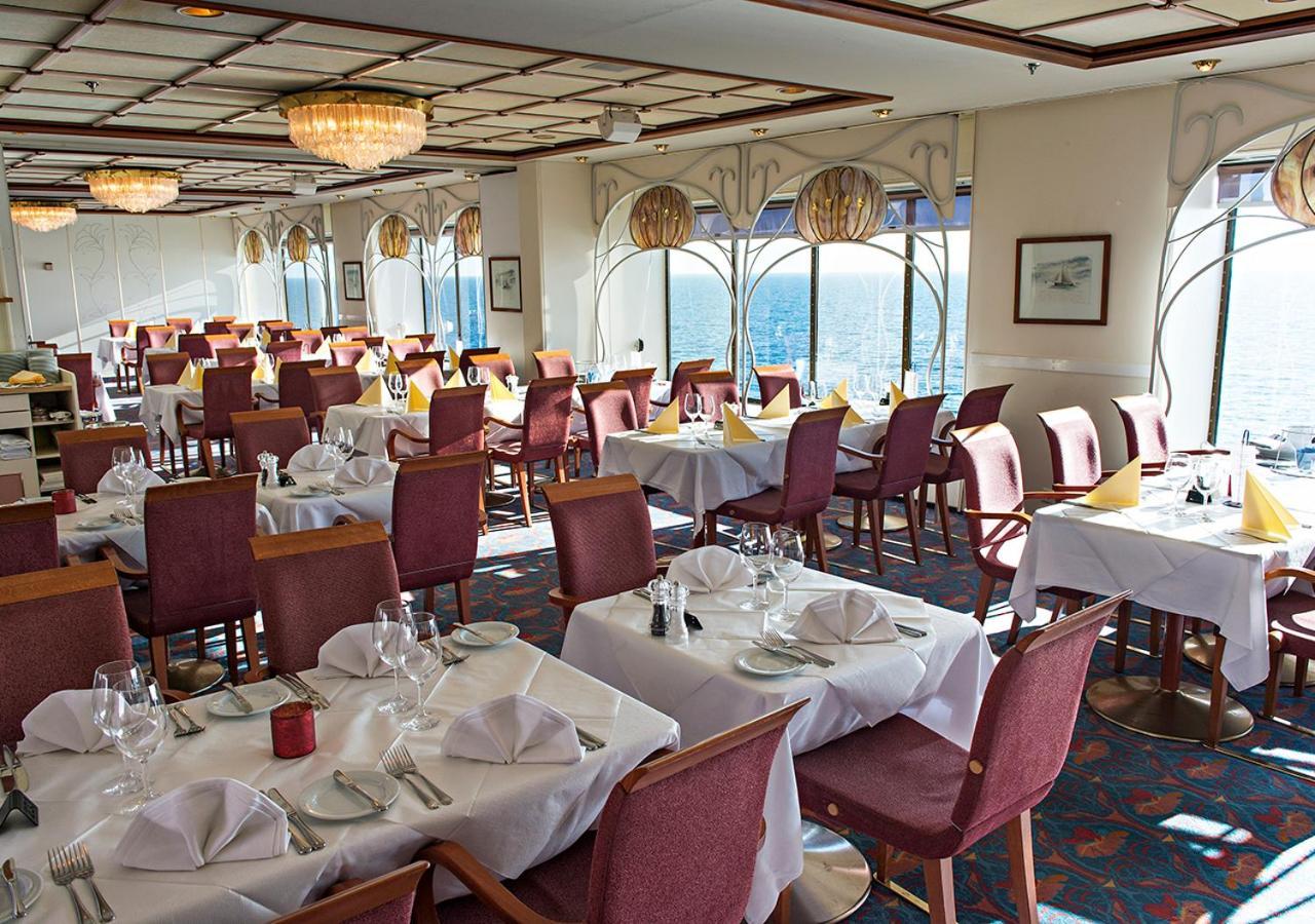 Viking Line Ferry Viking Cinderella - 2-Night Cruise Stockholm-Helsinki-Stockholm Ξενοδοχείο Εξωτερικό φωτογραφία