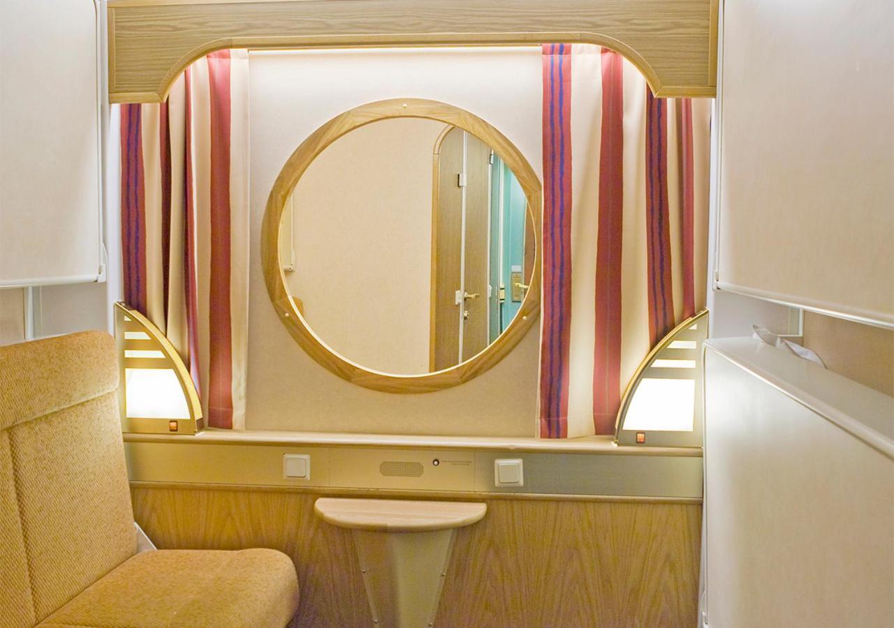 Viking Line Ferry Viking Cinderella - 2-Night Cruise Stockholm-Helsinki-Stockholm Ξενοδοχείο Δωμάτιο φωτογραφία