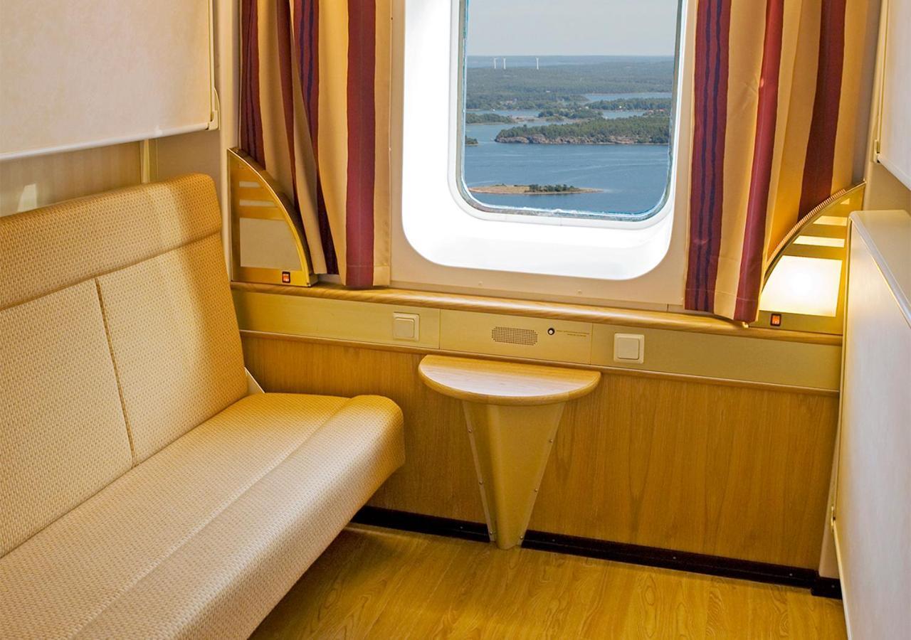 Viking Line Ferry Viking Cinderella - 2-Night Cruise Stockholm-Helsinki-Stockholm Ξενοδοχείο Δωμάτιο φωτογραφία