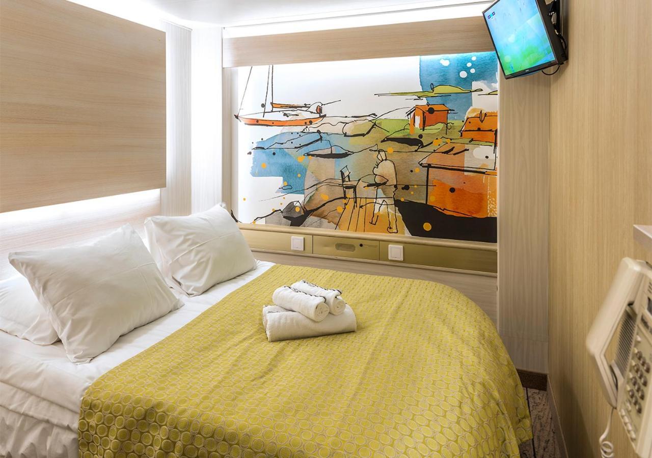 Viking Line Ferry Viking Cinderella - 2-Night Cruise Stockholm-Helsinki-Stockholm Ξενοδοχείο Δωμάτιο φωτογραφία